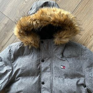 Tommy Hilfiger | Ultra Loft Down Hooded Coat in Grey Heather (S)